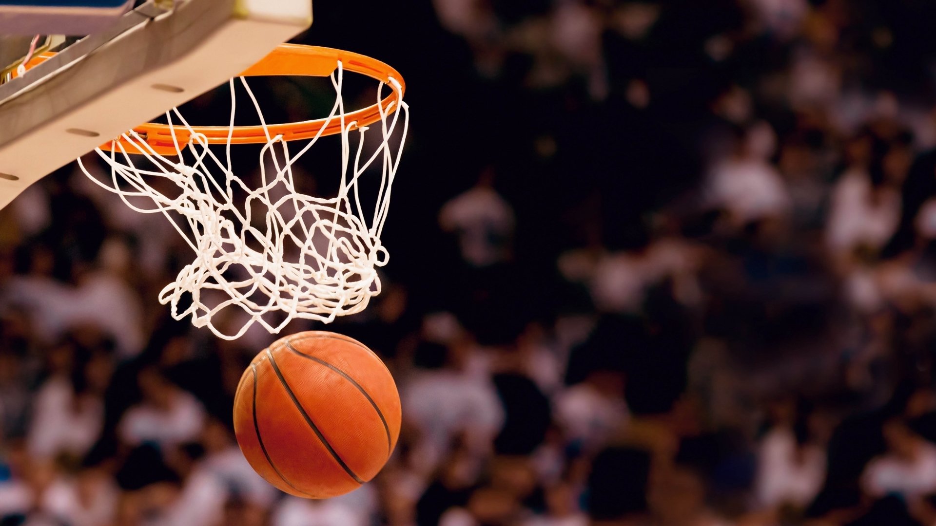 九游sports-派彼特姆联重整旗鼓，努力摆脱保级压力，派特mr